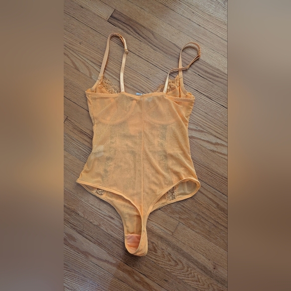 Revamped Orange Lace Bodysuit - Picture 4 of 4